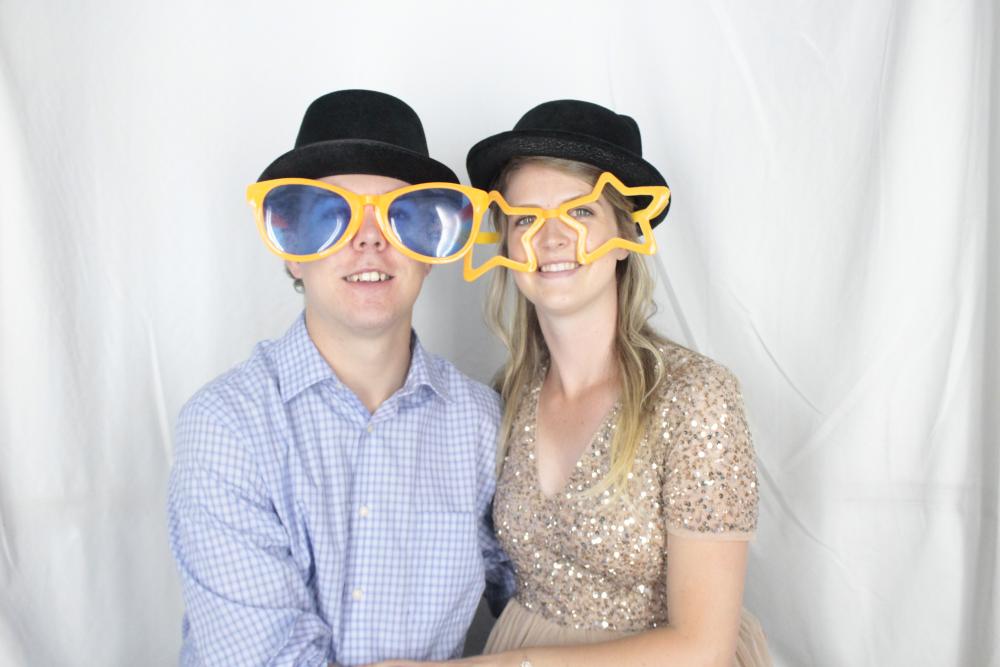 Mr & Mrs Guillen | View more photos from the event at gallery.myphotoboothexperience.co.uk/u/MyPhotoBoothExperienceLtd/Mr-Mrs-Guillen